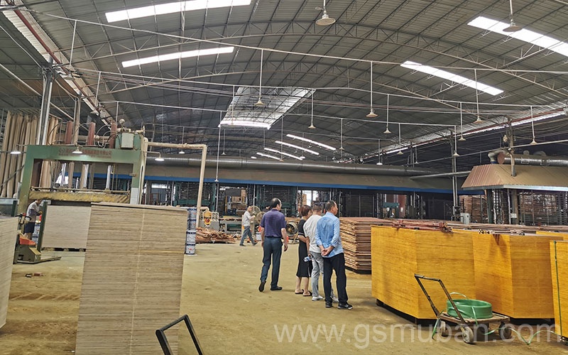 木模板使用技巧，助您完美施工！